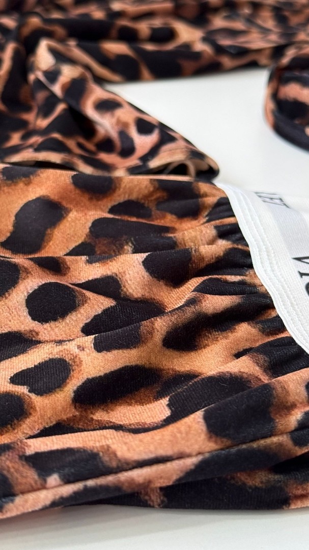 Leopar Desen Kadife Pijama Takımı