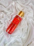 VS VÜCUT SPREYİ ENCHANTED PEONY
