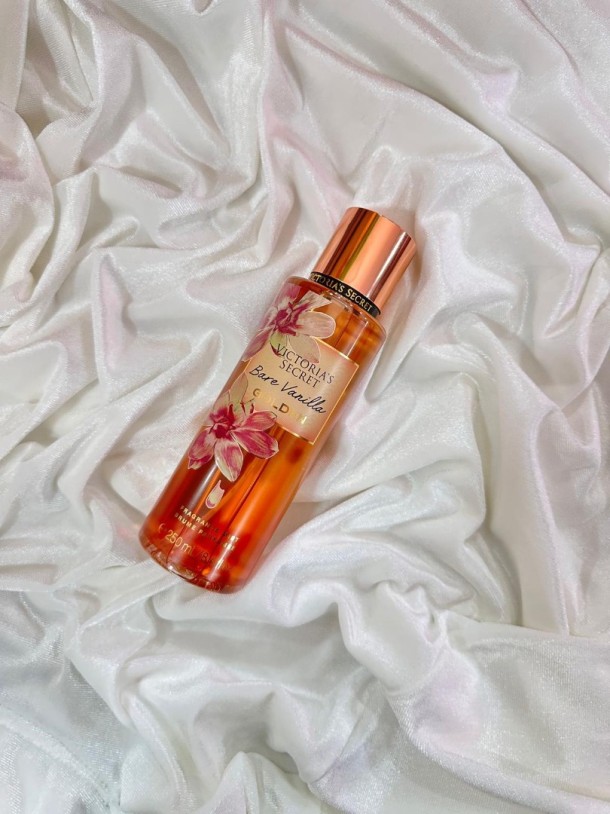 11-Vs Vücut Sprey Bare Vanilla Golden