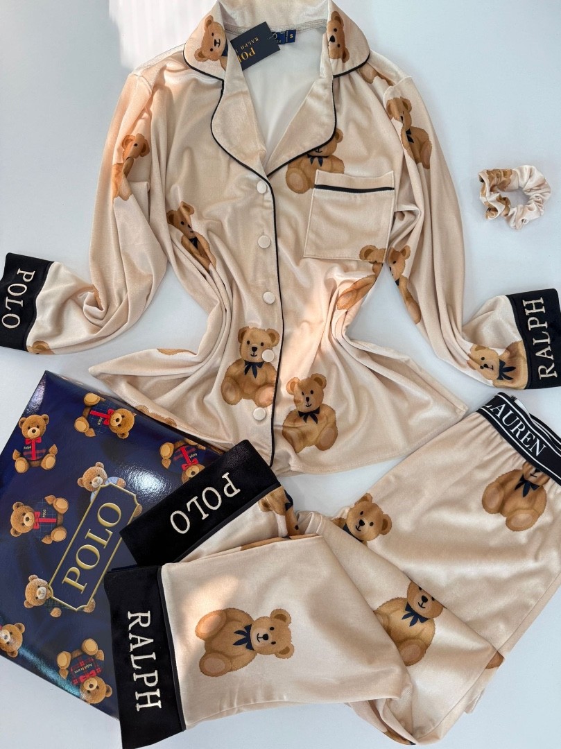 Ayıcık Desen Krem Kadife Pijama Takımı