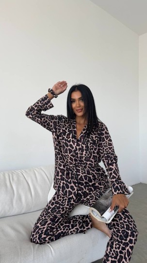  Özel Seri Leopar Baskılı Pamuklu Pijama Takımı