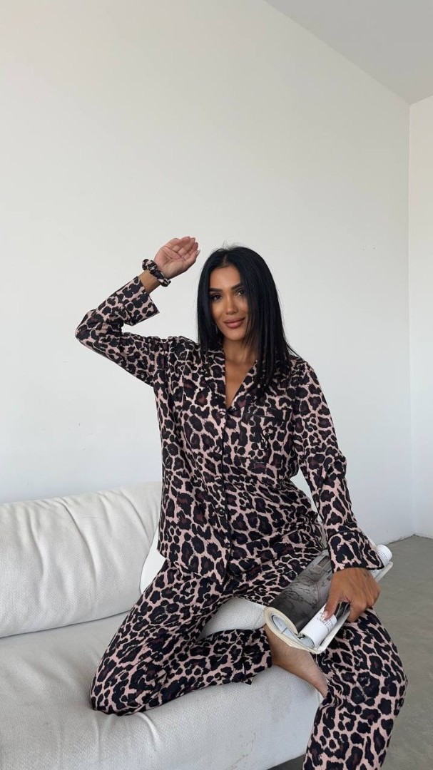 Özel Seri Leopar Baskılı Pamuklu Pijama Takımı