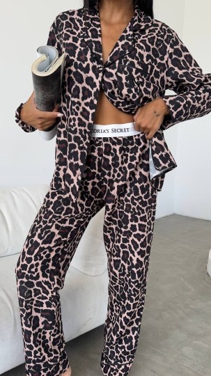  Özel Seri Leopar Baskılı Pamuklu Pijama Takımı
