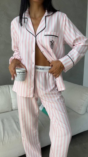Özel Seri Pembe Çizgili Pamuklu Pijama Takımı