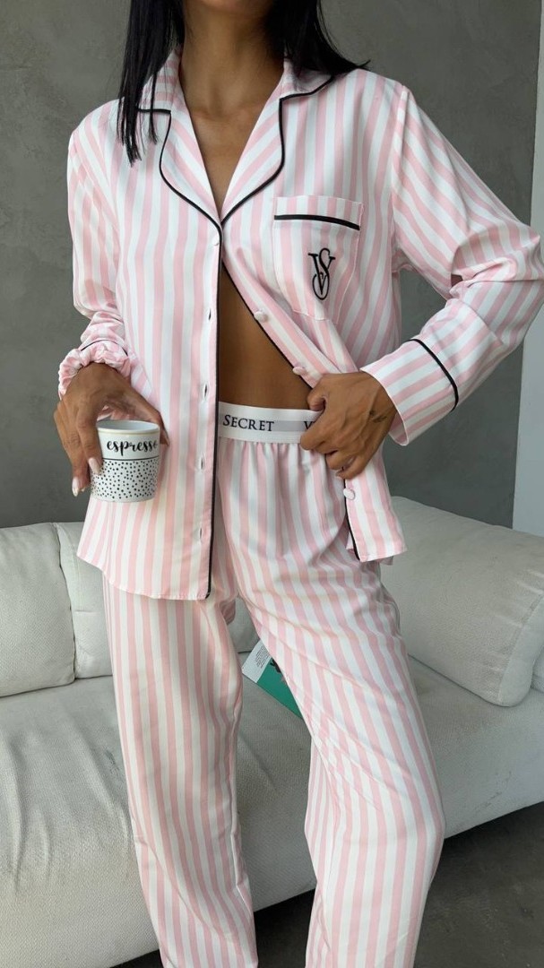 Özel Seri Pembe Çizgili Pamuklu Pijama Takımı