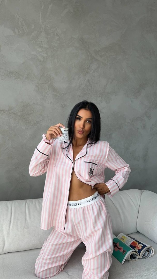 Özel Seri Pembe Çizgili Pamuklu Pijama Takımı