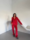 Kırmızı Çizgili Kadife Pijama Takımı – Özel Seri