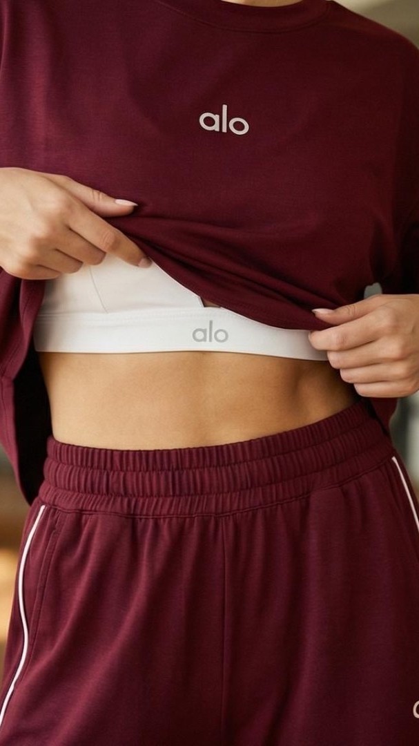 Bordo Eşofman, Crop T-Shirt & Büstiyer Takım
