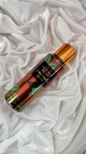 12-Vs Vücut Sprey Bare Vanilla Noır