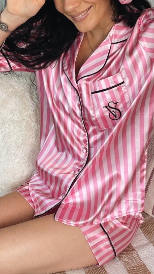 Pembe Çizgili Şortlu İpek Saten Takım