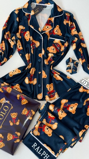 Ayıcık Desen Lacivert Kadife Pijama Takımı 