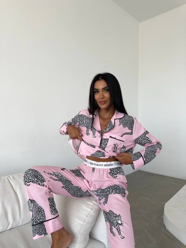 Pembe Leopar Desenli Pamuklu Kadın Pijama Takımı 