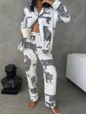 Beyaz Leopar Desenli Pamuklu Kadın Pijama Takımı