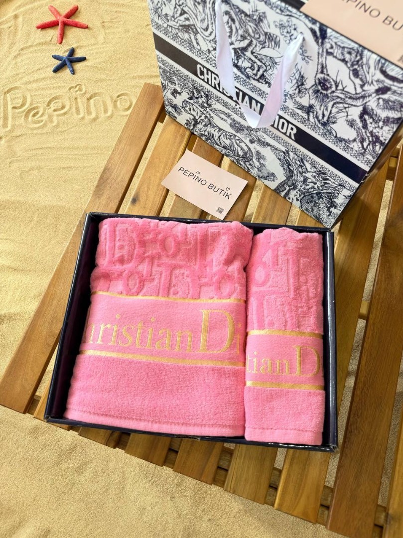 Pembe Bambu İplik Havlu Takım