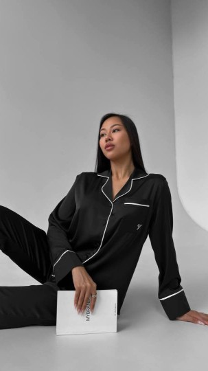 Siyah Armani İpek Saten Pijama Takımı