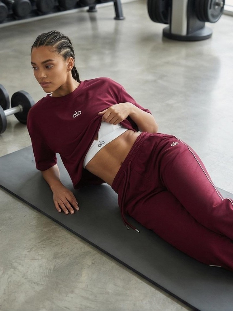 Bordo Eşofman, Crop T-Shirt & Büstiyer Takım