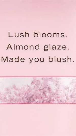 Velvet Petals Vücut Losyonu