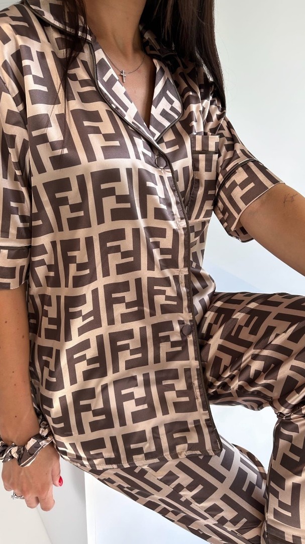 Fendi İpek Saten Kısa Kol Pijama Takımı