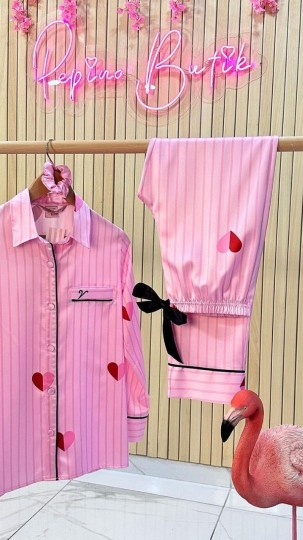 Gömlek Yaka Pembe Çizgili İpek Saten Pijama Takımı