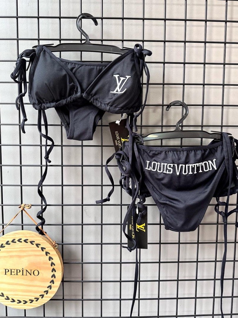 Siyah Nakışlı Bikini Takım