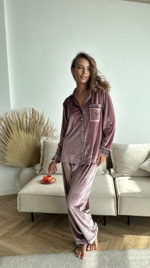 Pudra Nakışlı İnci Kadife Pijama Takım