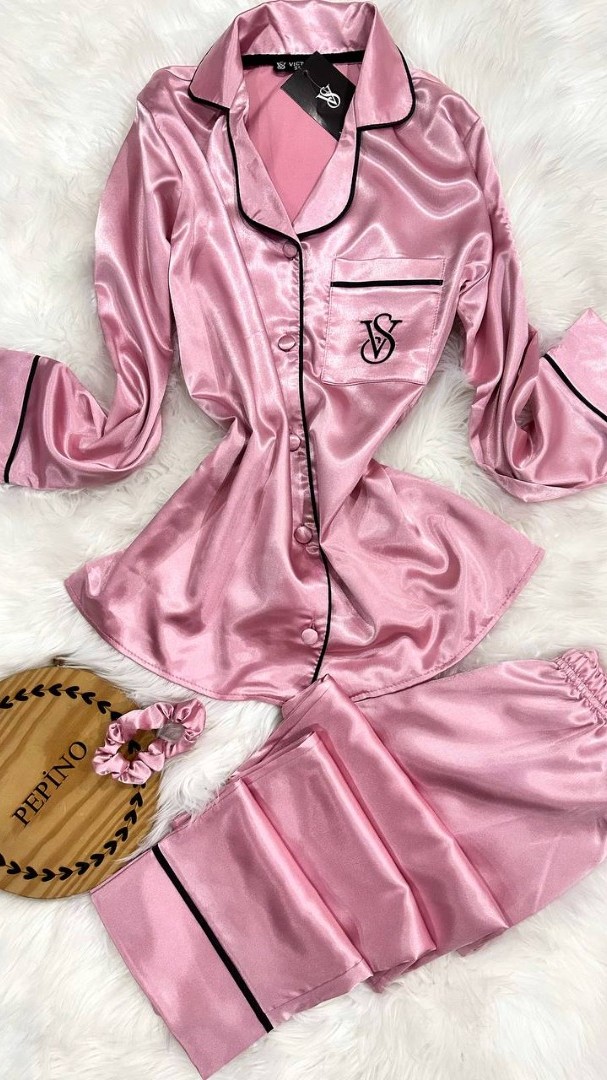 Pudra Nakışlı İpek Saten Pijama Takımı
