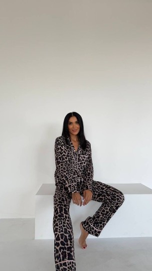 Armani Leopar Desenli Saten Pijama Takımı