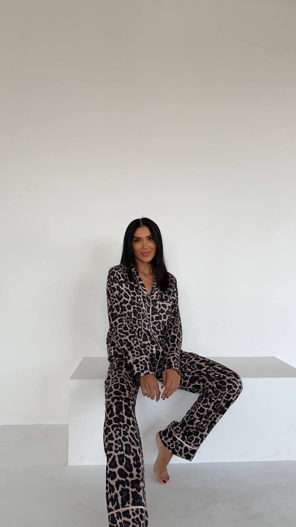 Armani Leopar Desenli Saten Pijama Takımı
