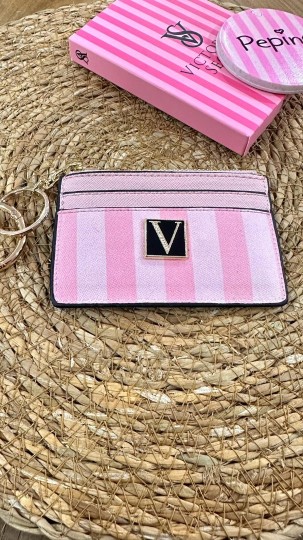 Pembe Çizgili Taşlı Kartlık 