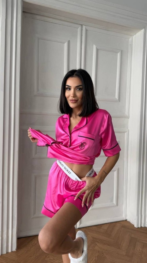 İpek Saten Bel Lastik Taş Nakış Pembe Şort Takım 