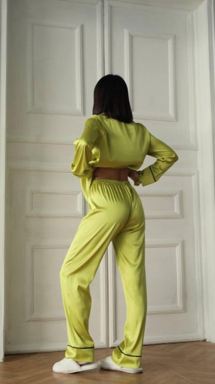 Yağ Yeşili Armani İpek Saten Pijama Takımı