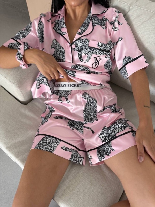 Pembe Kaplan Bel Latik İpek Saten Şort Takım