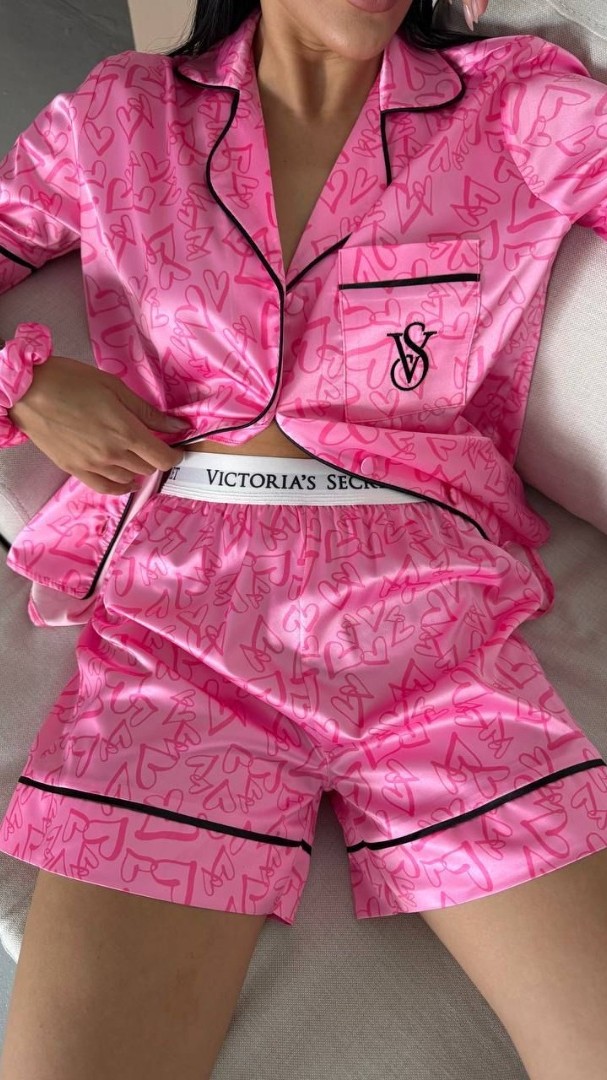 Şeker Pembe Kalp Desen Bel Latik İpek Saten Şort Takım