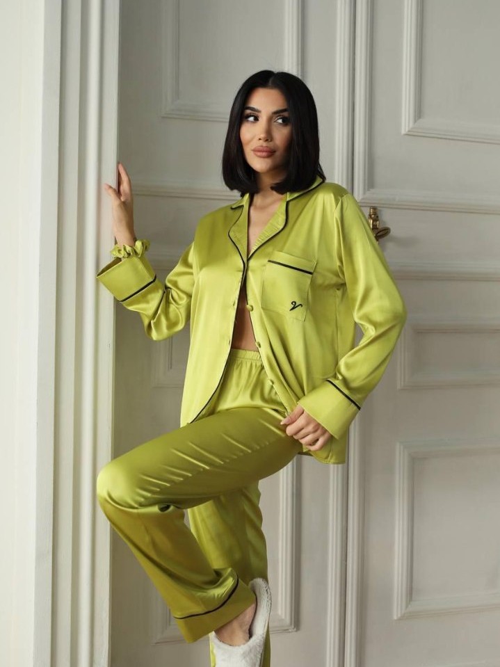 Yağ Yeşili Armani İpek Saten Pijama Takımı