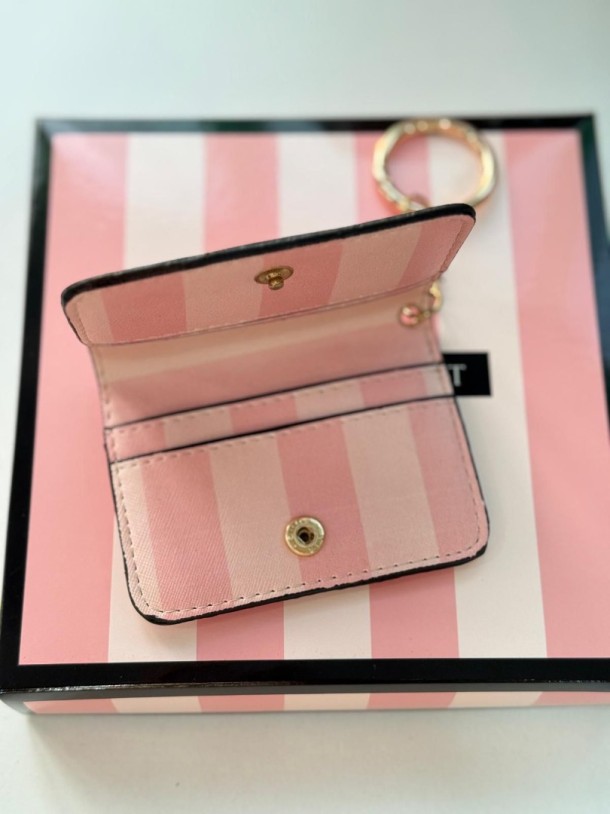 Vs Pembe Çizgili Kartlık