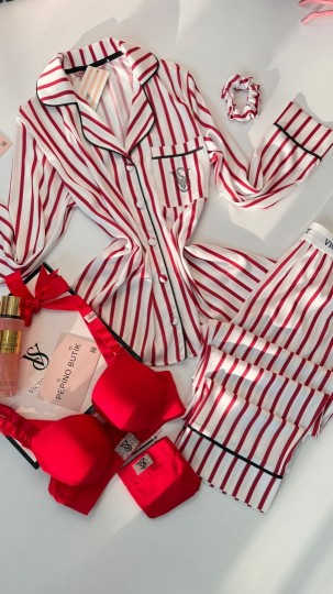Ruby Chic Set
