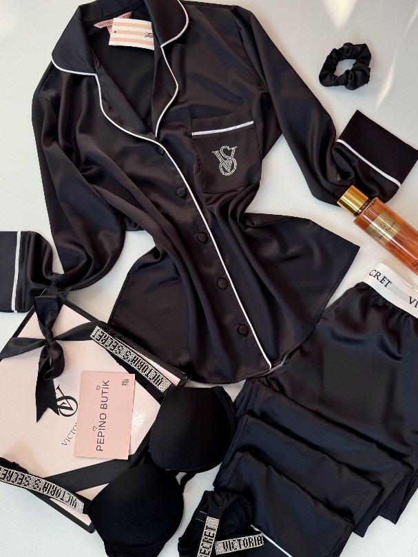 VS İpek Saten Siyah Pijama & Siyah Taşlı Sütyen Seti Kombini